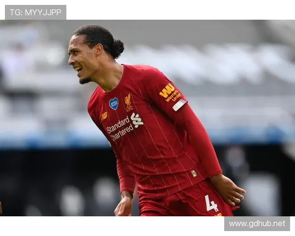 范戴克:英超冠军赛季后防核心终结30年等待 范戴克:英超冠军赛季后防核心终结30年等待