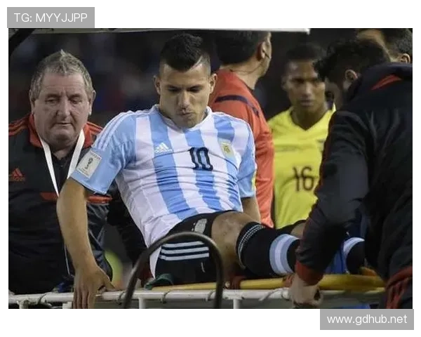 曼城防守稳定性波动,对联赛竞争格局产生关键影响 曼城防守稳定性波动,对联赛竞争格局产生关键影响