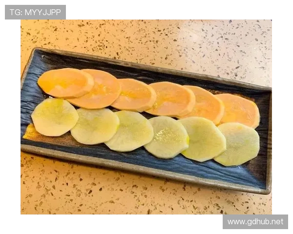 蒋林静训练完直接拎爱马仕去吃人均三千的日料？